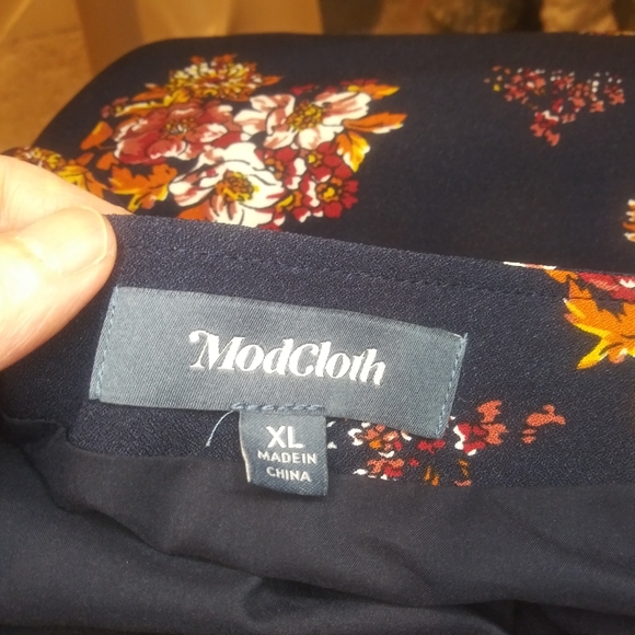 Modcloth Sentimental Special Retro 1940's Style Navy & Nutmeg Floral Dress - Picture 13 of 15